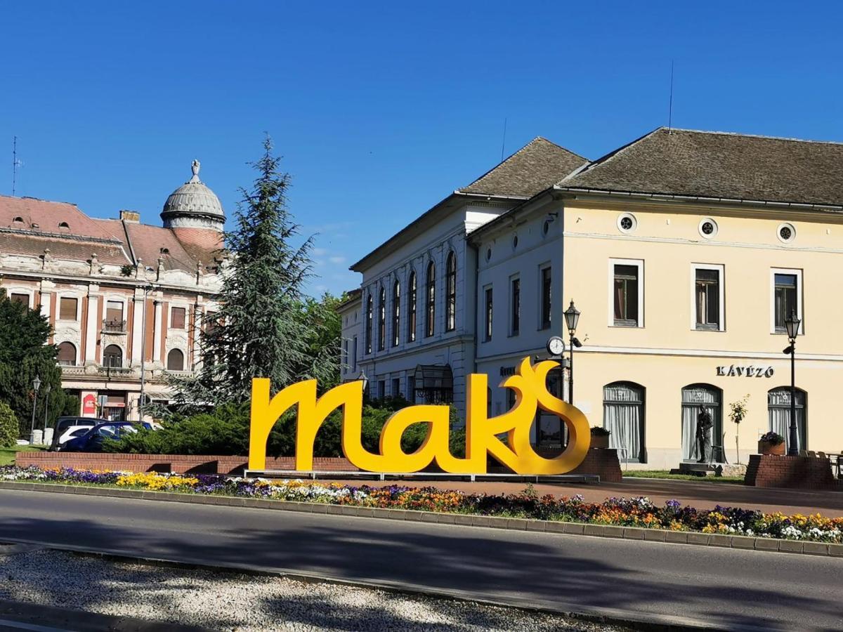 Valentin Apartman Mako Exterior photo